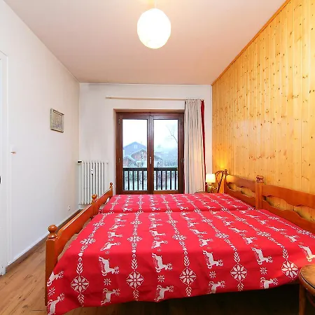 Le Chalet Des Fleurs Шамони