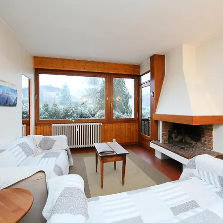 Апартаменты Le Chalet Des Fleurs